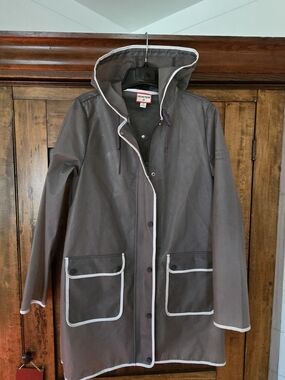 Hunter CLEAR Charcoal and White Rain Jacket with Logo Trim Small